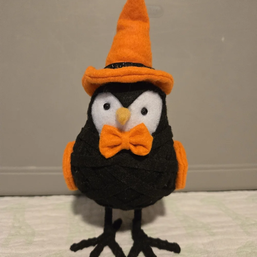 2016 Target Featherly Friends Hyde & Eek Halloween Witch Bird.